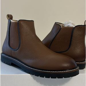 NWT boden Chelsea boots Size 3 boys